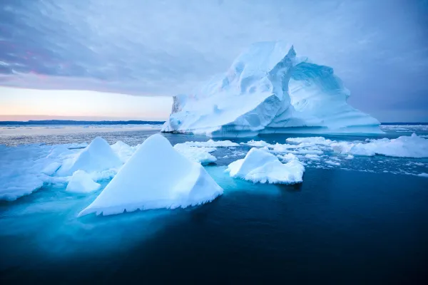 Degelo Acelerado no Ártico: Um Espelho dos Efeitos da Mudança Climática
